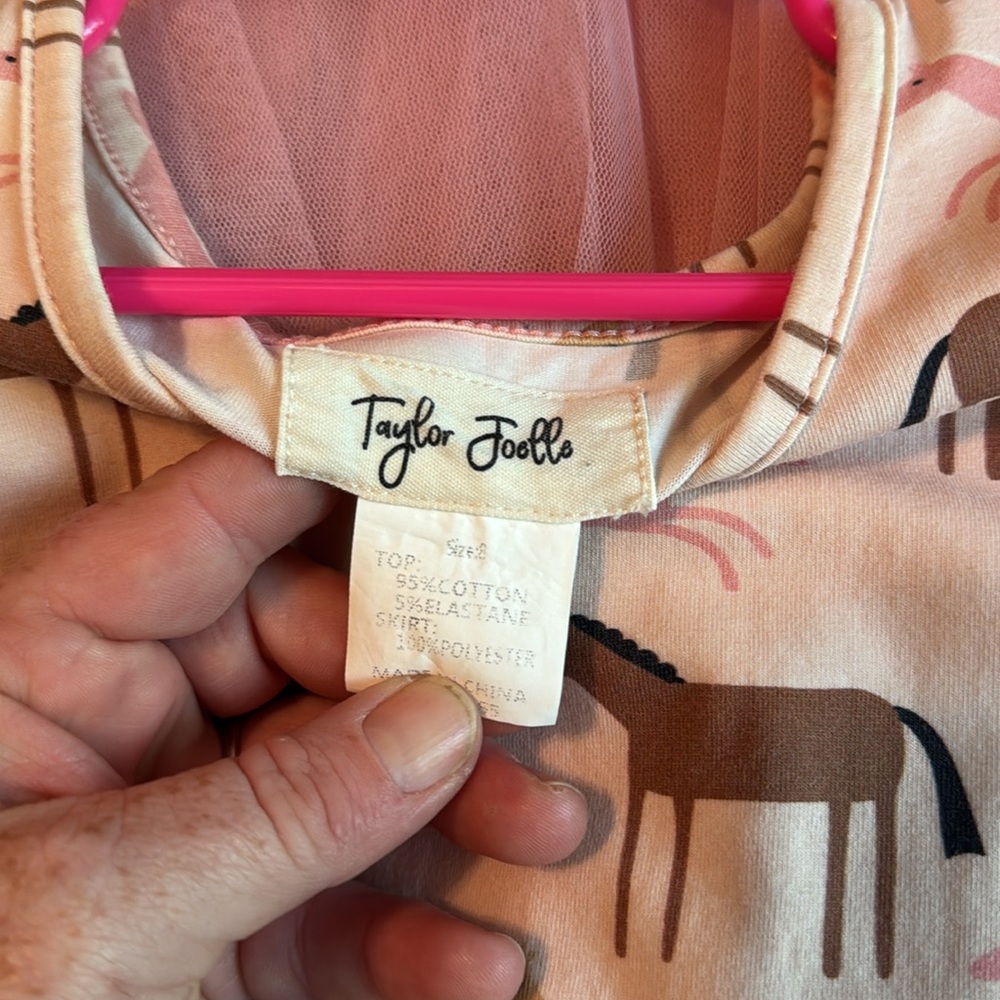 Taylor Joelle Horse print dress - Picture 6 of 6